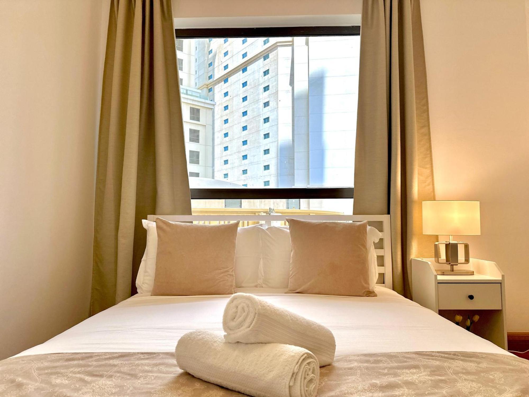 Beautiful 2Br & 4Br Apartments On Jbr Beach, Walking Distance To Bluewaters Island - By Sunkissed Holiday Homes Дубай Экстерьер фото