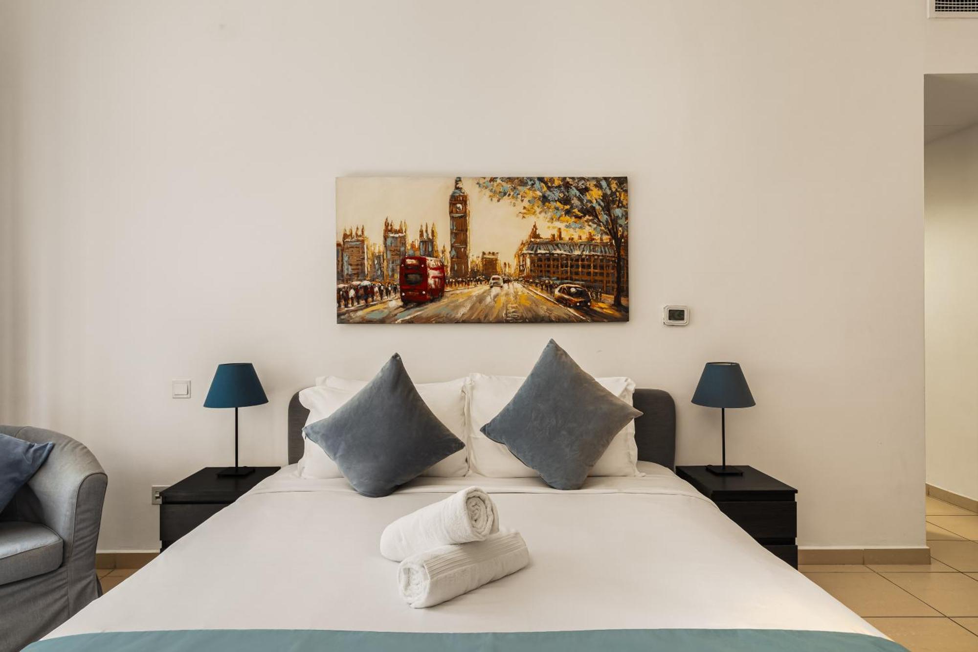 Beautiful 2Br & 4Br Apartments On Jbr Beach, Walking Distance To Bluewaters Island - By Sunkissed Holiday Homes Дубай Экстерьер фото