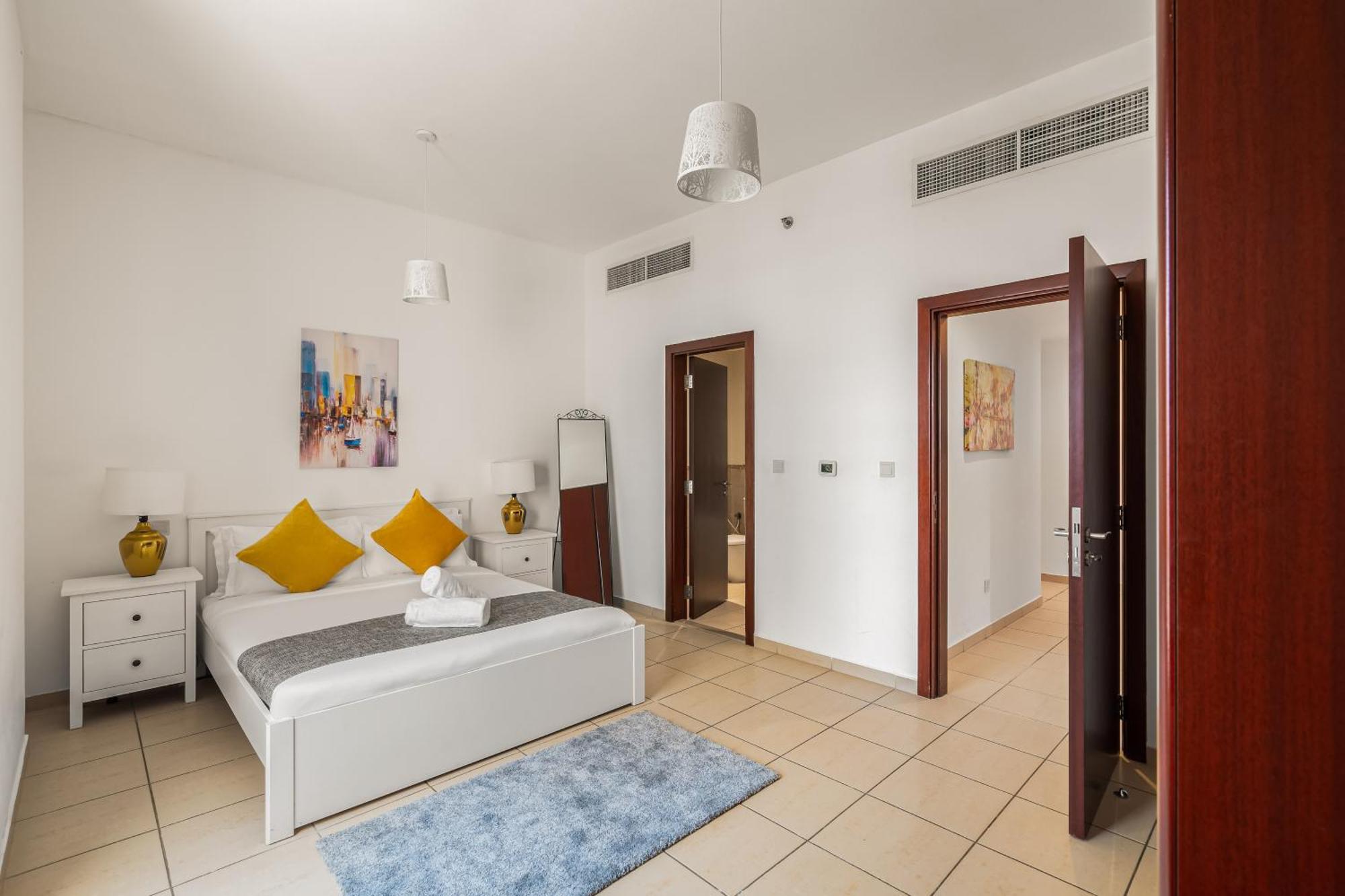 Beautiful 2Br & 4Br Apartments On Jbr Beach, Walking Distance To Bluewaters Island - By Sunkissed Holiday Homes Дубай Экстерьер фото