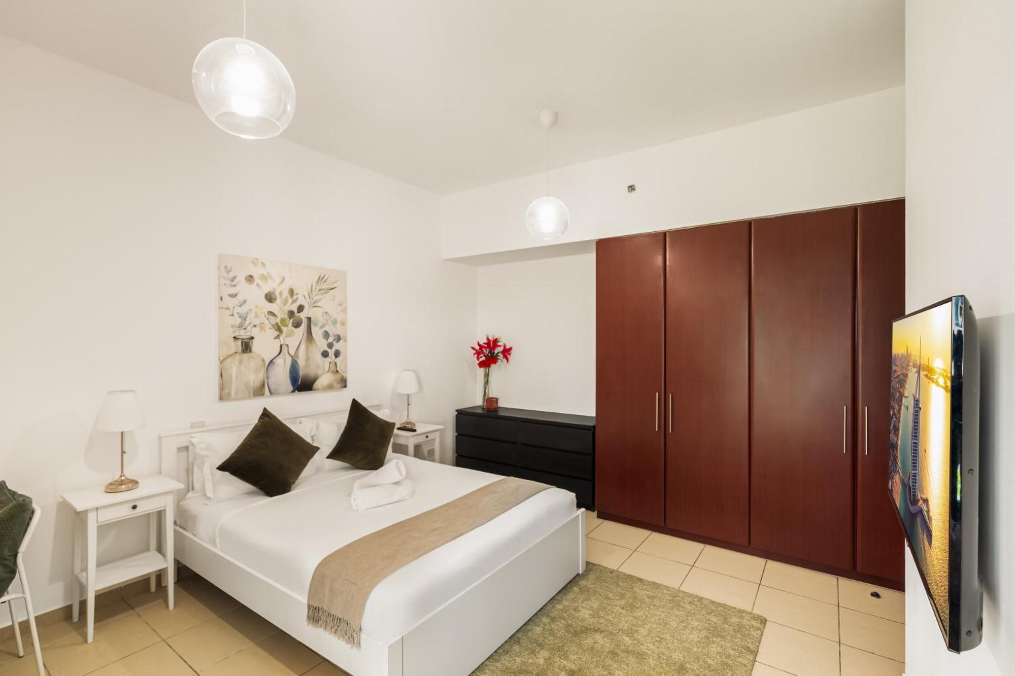 Beautiful 2Br & 4Br Apartments On Jbr Beach, Walking Distance To Bluewaters Island - By Sunkissed Holiday Homes Дубай Экстерьер фото