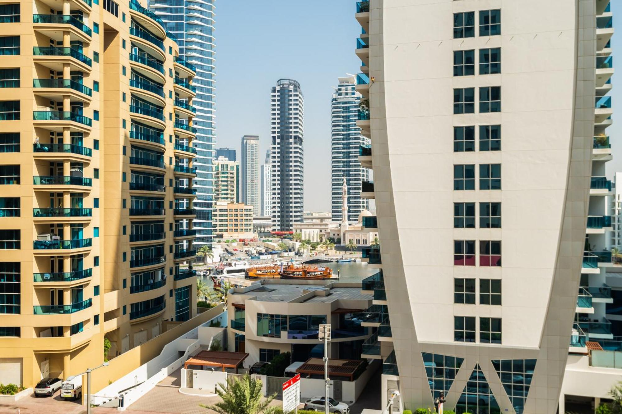 Beautiful 2Br & 4Br Apartments On Jbr Beach, Walking Distance To Bluewaters Island - By Sunkissed Holiday Homes Дубай Экстерьер фото